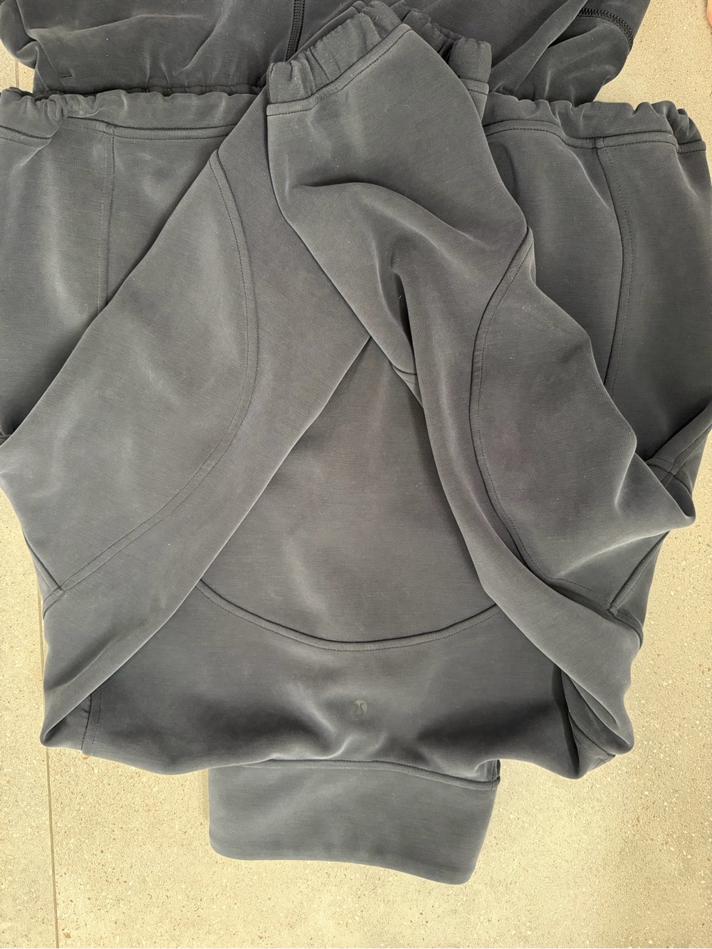 Lululemon Softstreame Set-Size 6, 29” pants - Picture 6 of 11